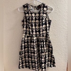 ModCloth - Skull print dress - Small